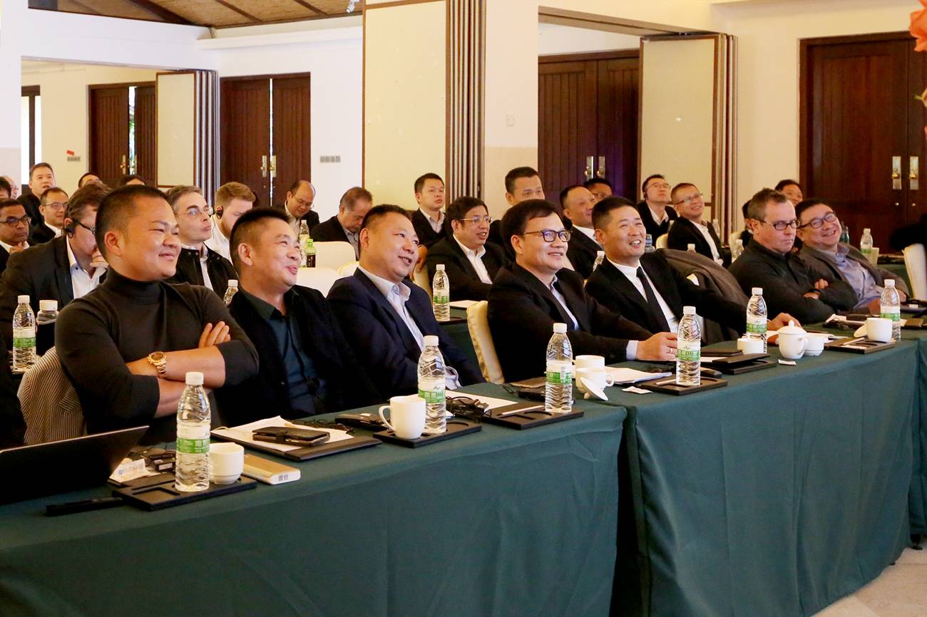 不忘初心，蓄勢(shì)而上  ——記2017年達(dá)意隆營(yíng)銷總部年會(huì)